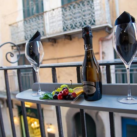 Centro Storico Apartment Procida Bagian luar foto