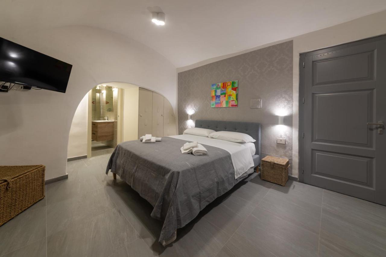 Centro Storico Apartment Procida Bagian luar foto