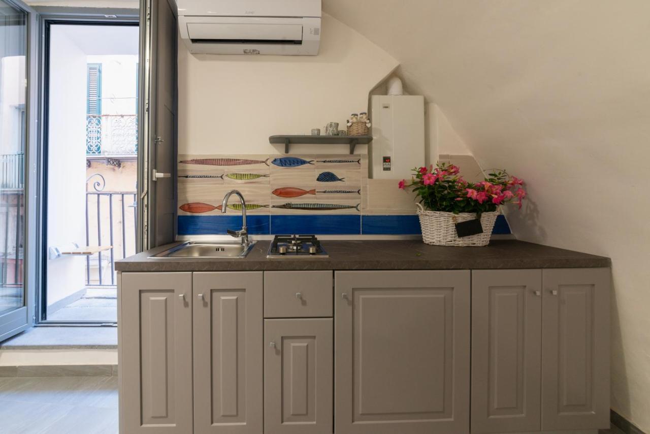Centro Storico Apartment Procida Bagian luar foto